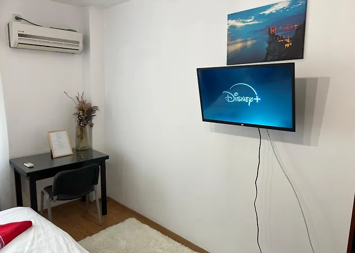 2 Rooms Apartment City Center